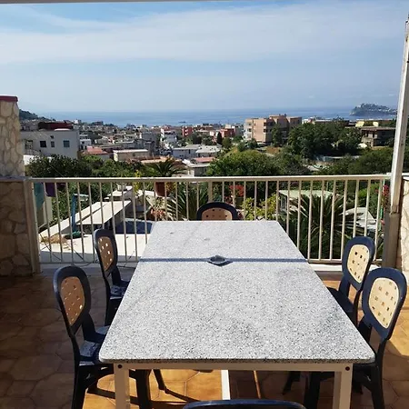 Rosetta'S Dream House Monte di Procida